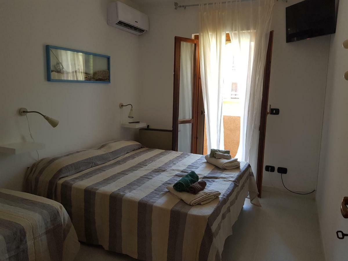 Casa Vacanze Valentina Porto Conte Buitenkant foto