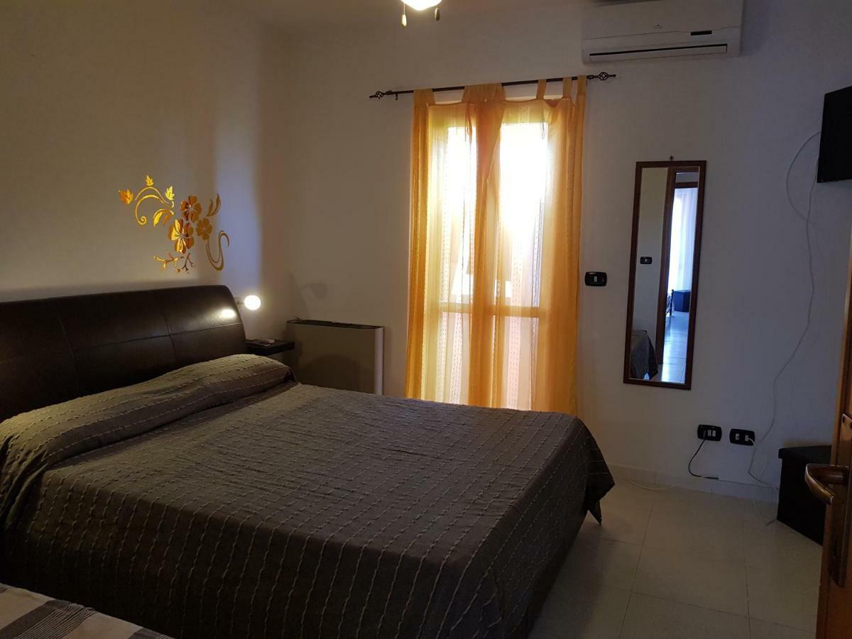 Casa Vacanze Valentina Porto Conte Buitenkant foto